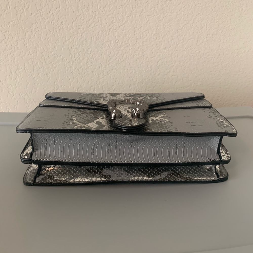Gray Purse - Picture 4 of 7